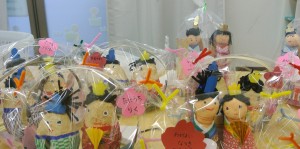 だるま、ひなまつり製作 031