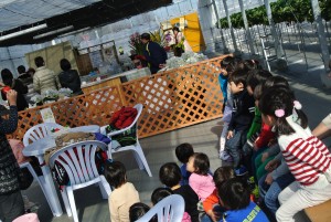 ゆき遊びとヤクルト工場 050